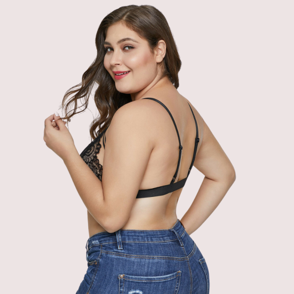 Élégance Sensuelle Plus Size Strappy Lace Bralette - Image 3